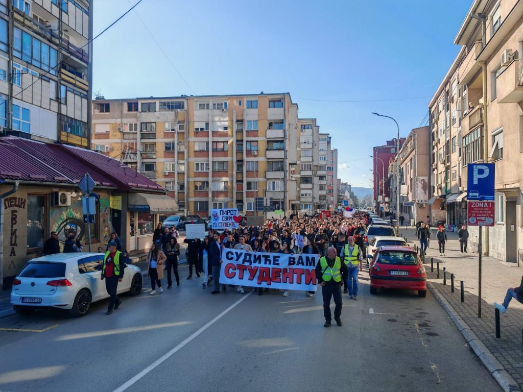 Pirot protest 1