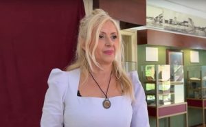 Direktorka bilblioteke “Stevan Sremac” na poziciji od 2015. godine, sada u VD statusu