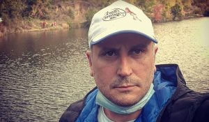 Policija fizički napala novinara Glasa Zaječara Miljka Stojanovića